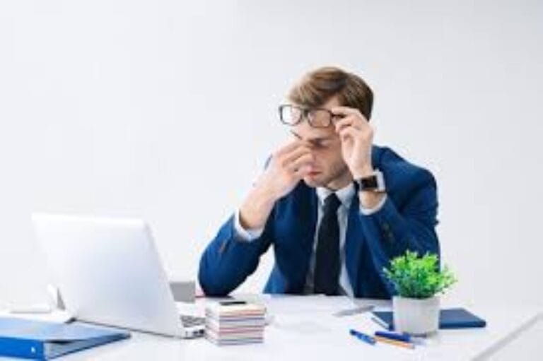 Why Top Employees Leave Companies: The Hidden Leadership Mistakes That Quietly Push Top Employees Away